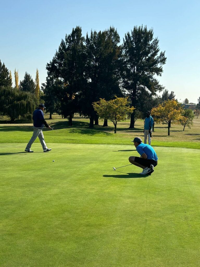 Meyerton Golf Club on the Vaal meander website